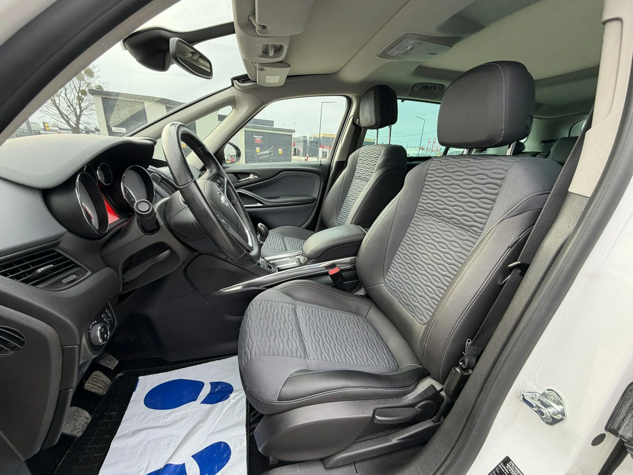 Opel Zafira - Zdjęcie 14