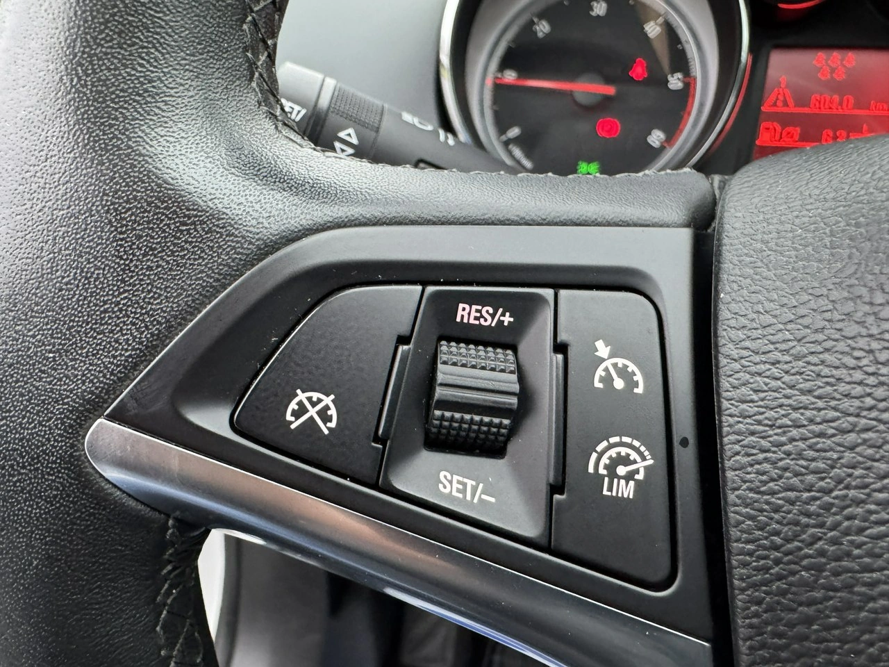 Opel Zafira - Zdjęcie 22