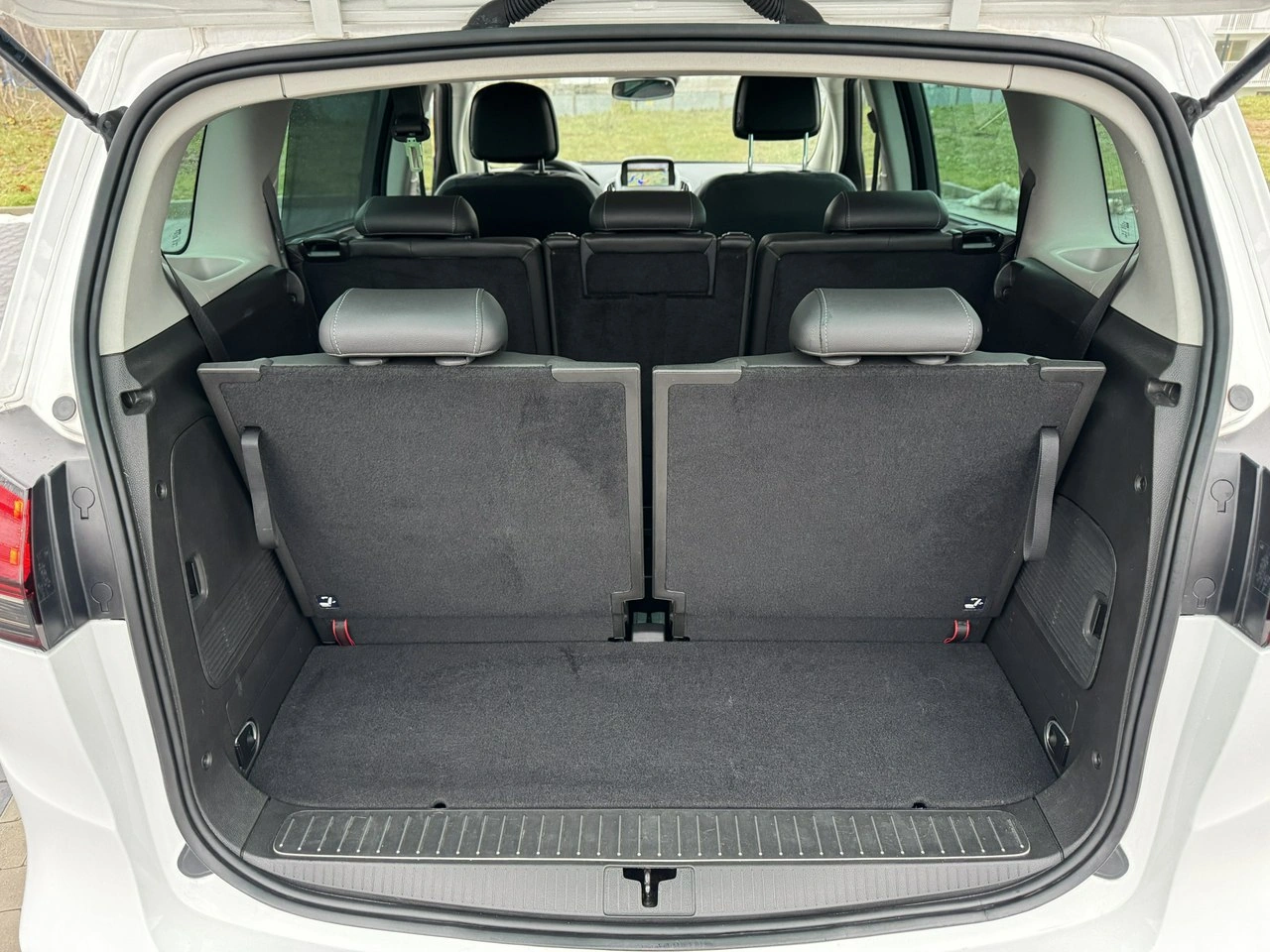 Opel Zafira - Zdjęcie 37