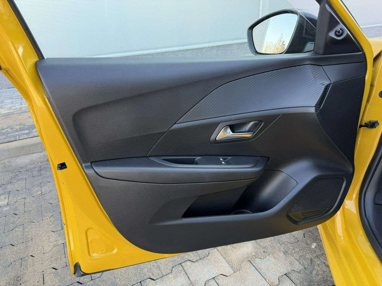 Peugeot 208 - Zdjęcie 14