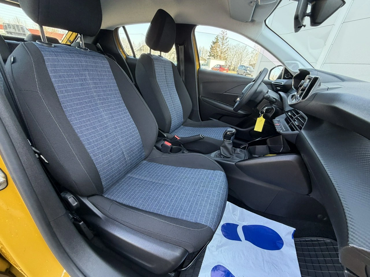 Peugeot 208 - Zdjęcie 31