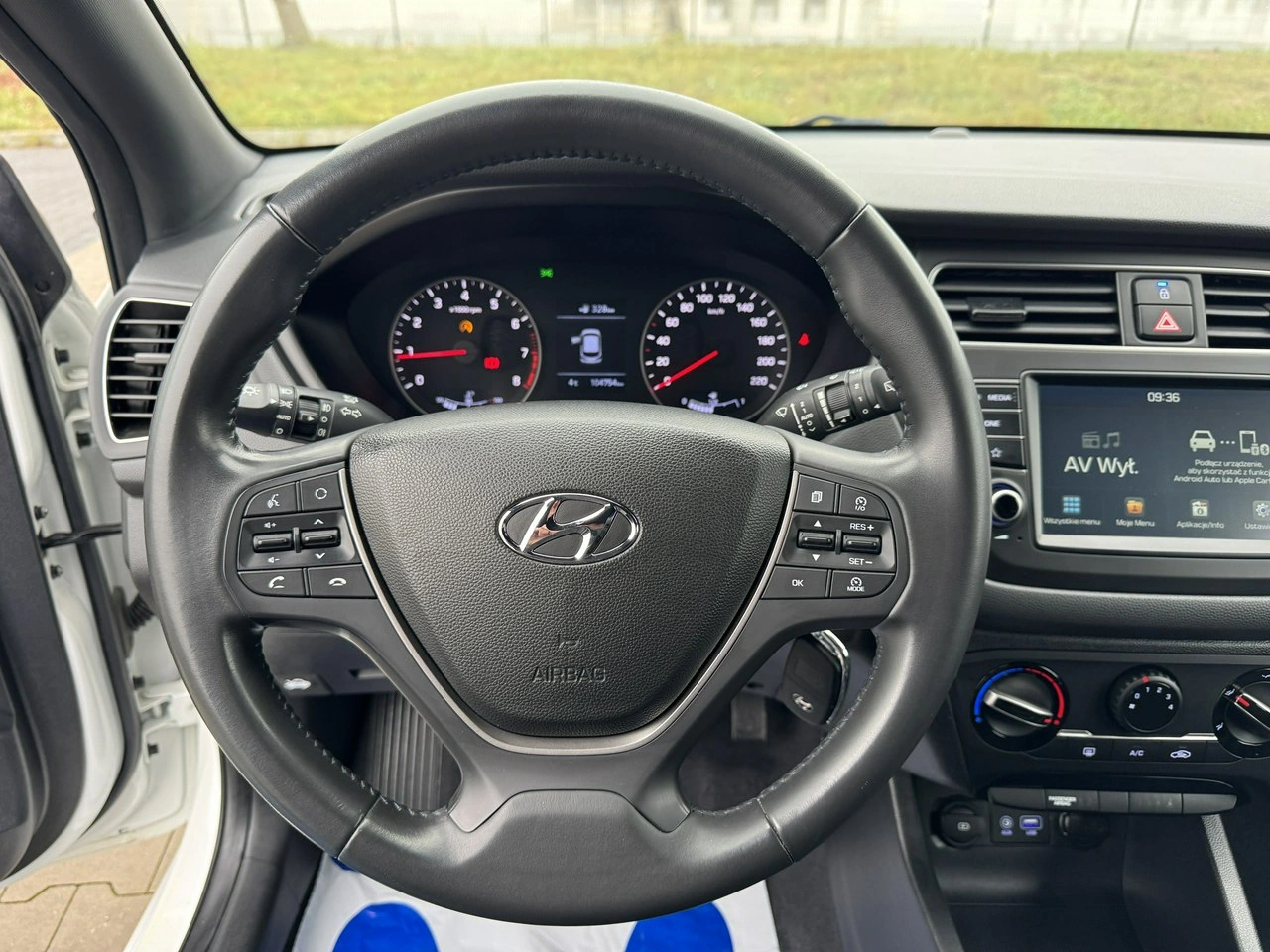 Hyundai i20 - Zdjęcie 22