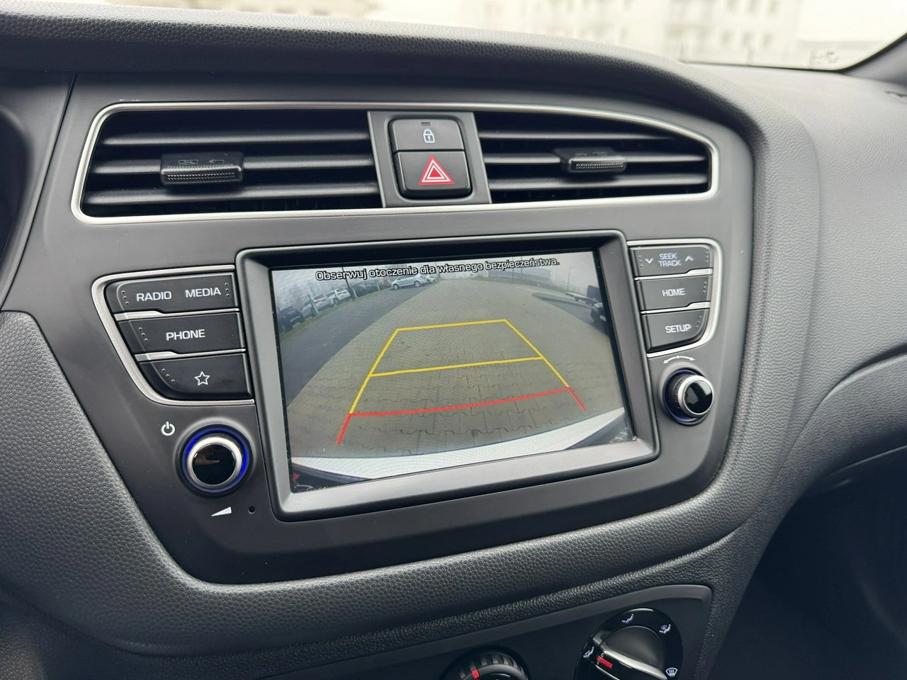 Hyundai i20 - Zdjęcie 27