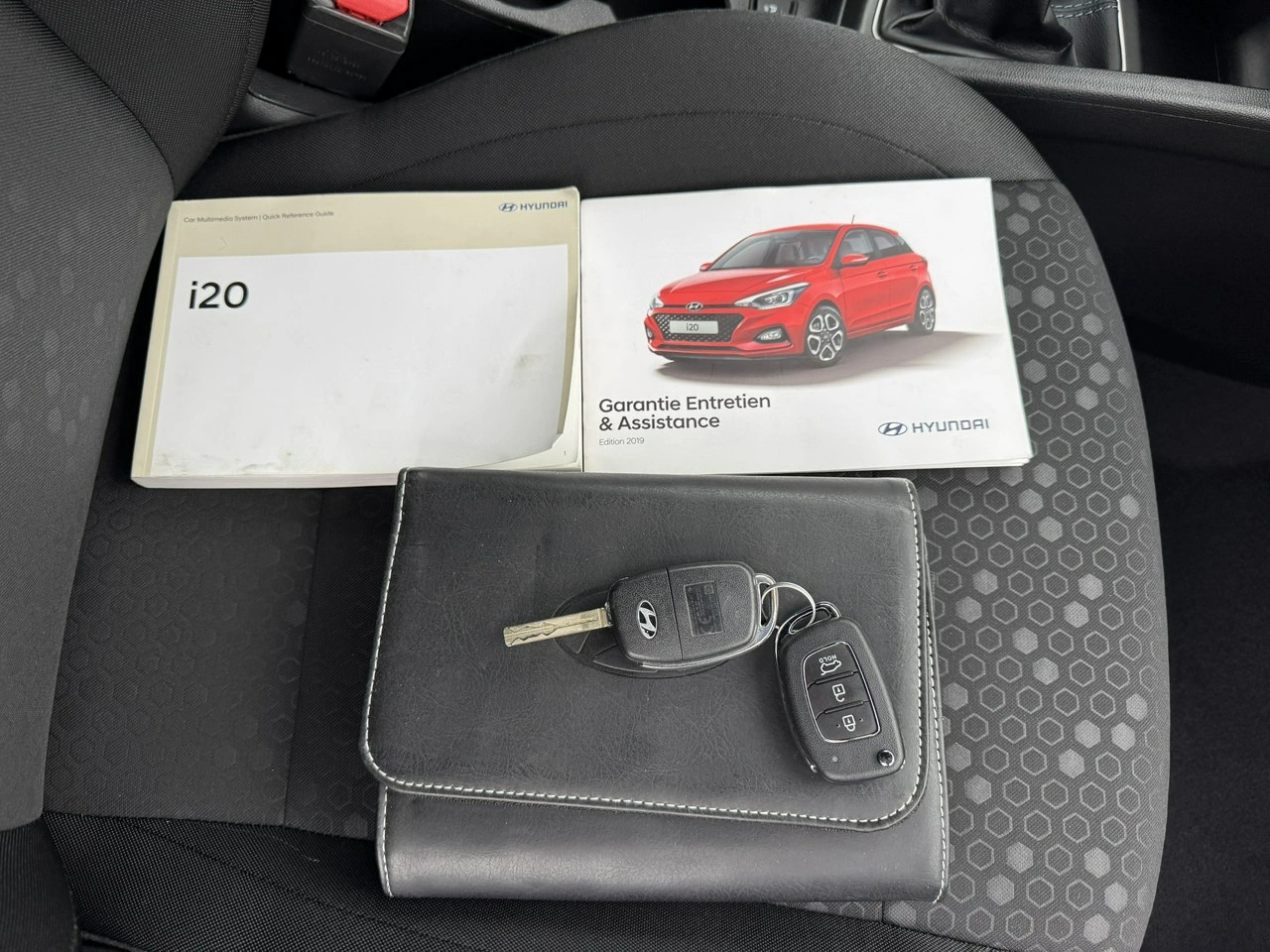 Hyundai i20 - Zdjęcie 39