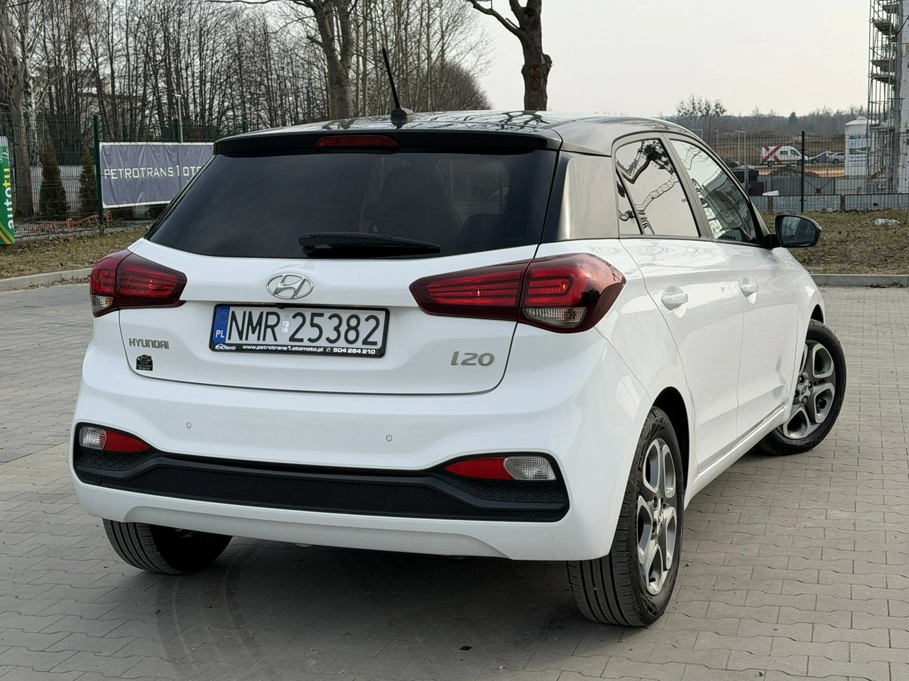 Hyundai i20 - Zdjęcie 10