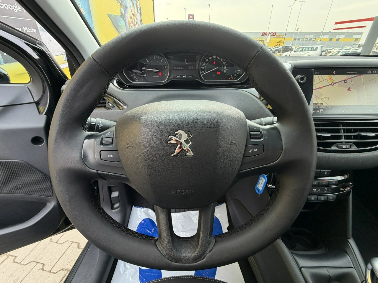 Peugeot 208 - Zdjęcie 20