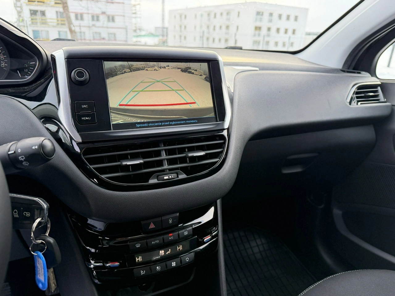 Peugeot 208 - Zdjęcie 23