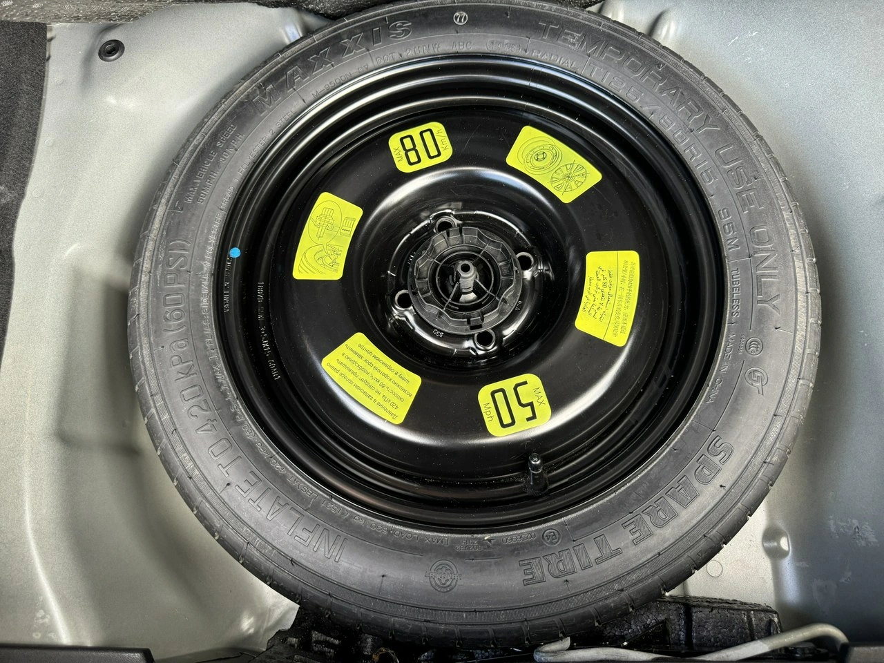 Peugeot 208 - Zdjęcie 35