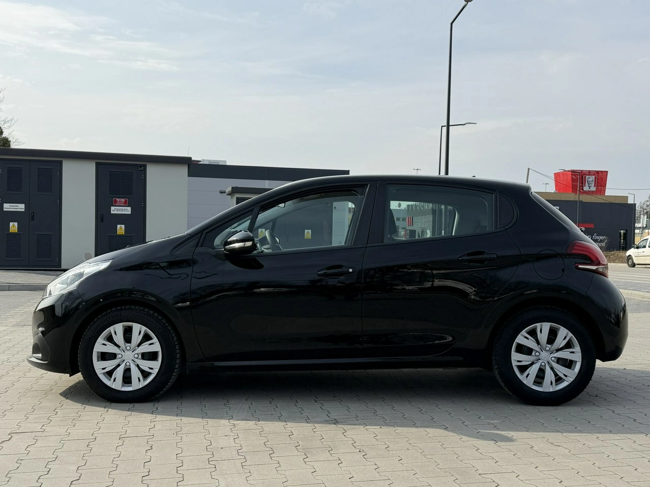 Peugeot 208 - Zdjęcie 6