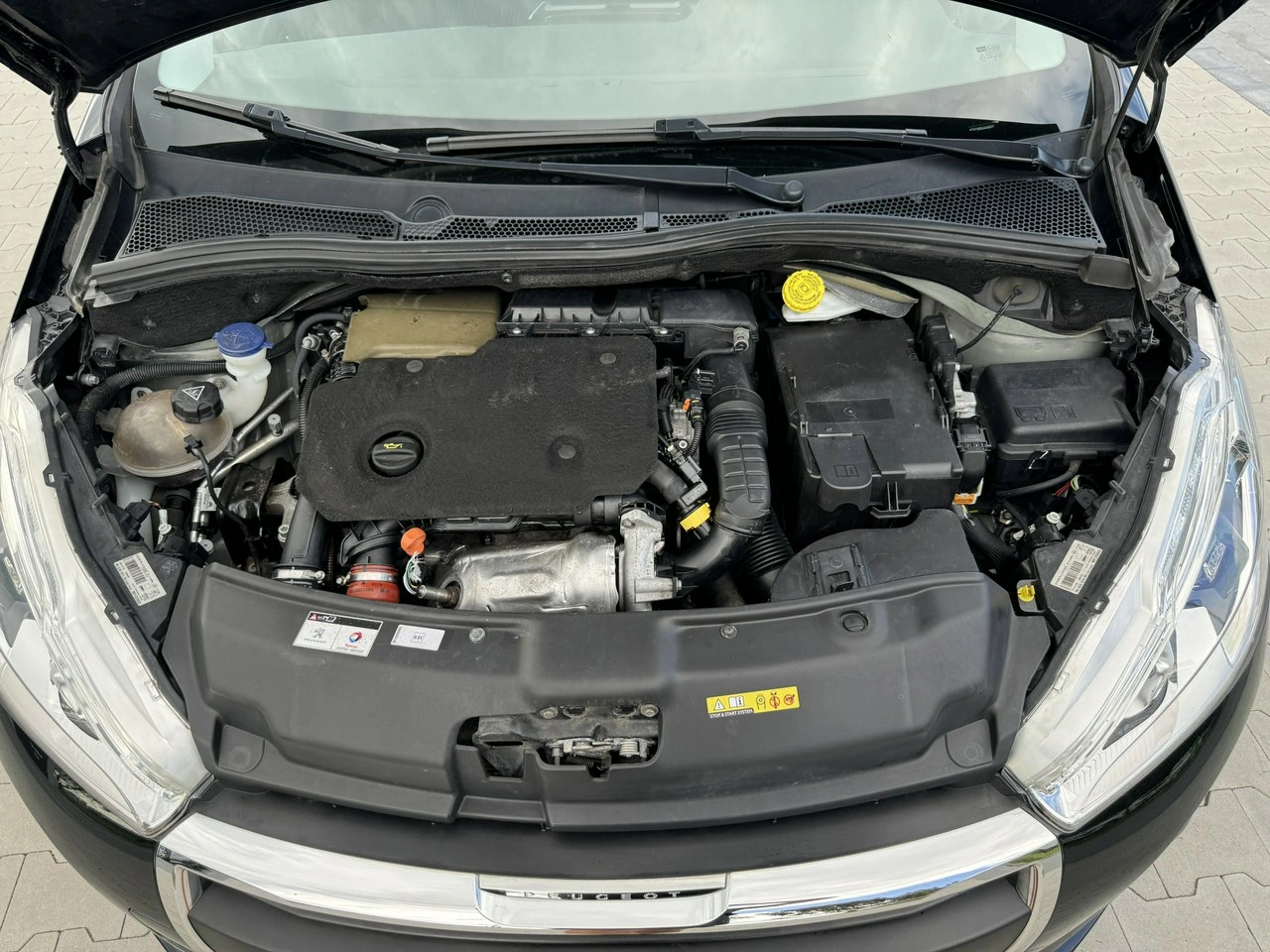 Peugeot 208 - Zdjęcie 4