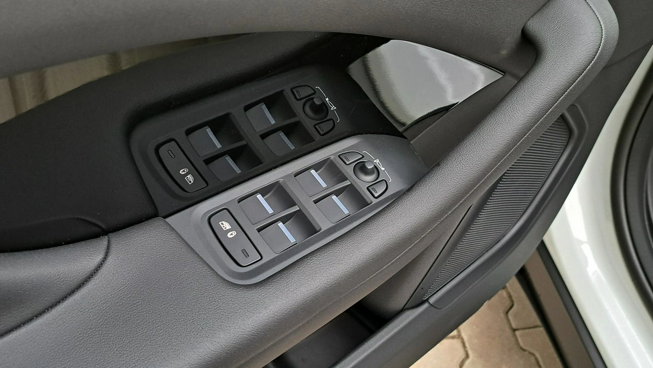Jaguar I-Pace - Zdjęcie 13