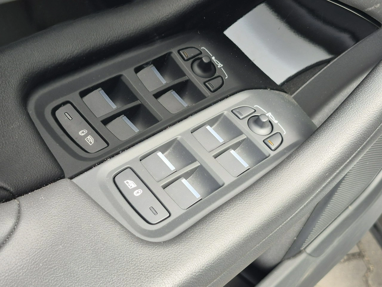 Jaguar I-Pace - Zdjęcie 14