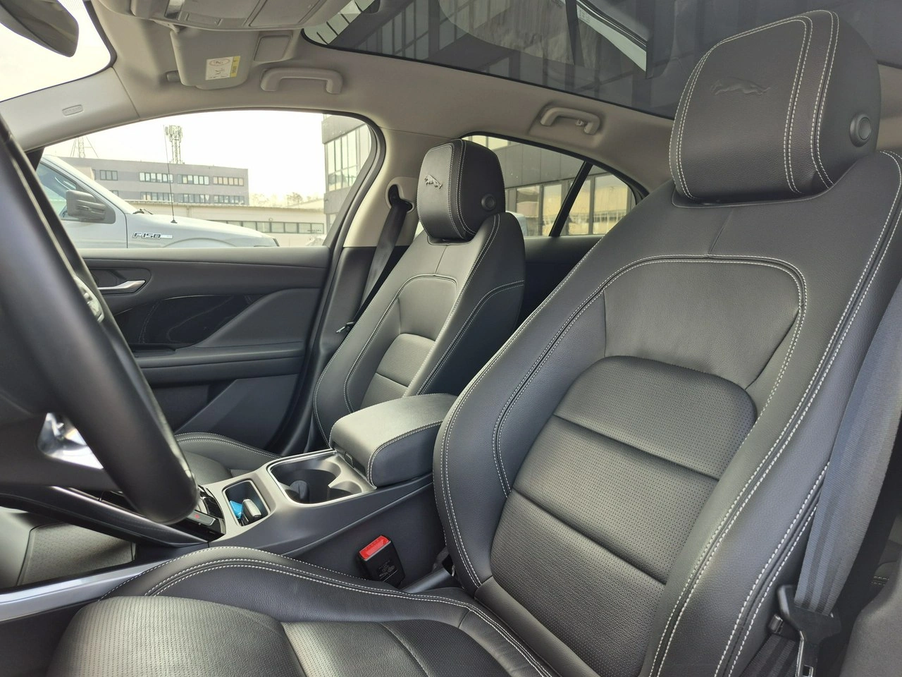 Jaguar I-Pace - Zdjęcie 18