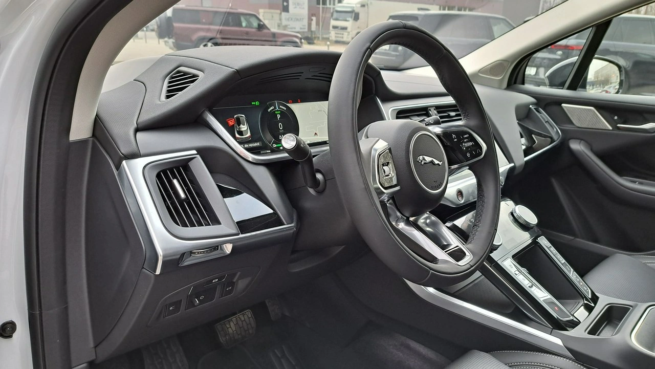 Jaguar I-Pace - Zdjęcie 19