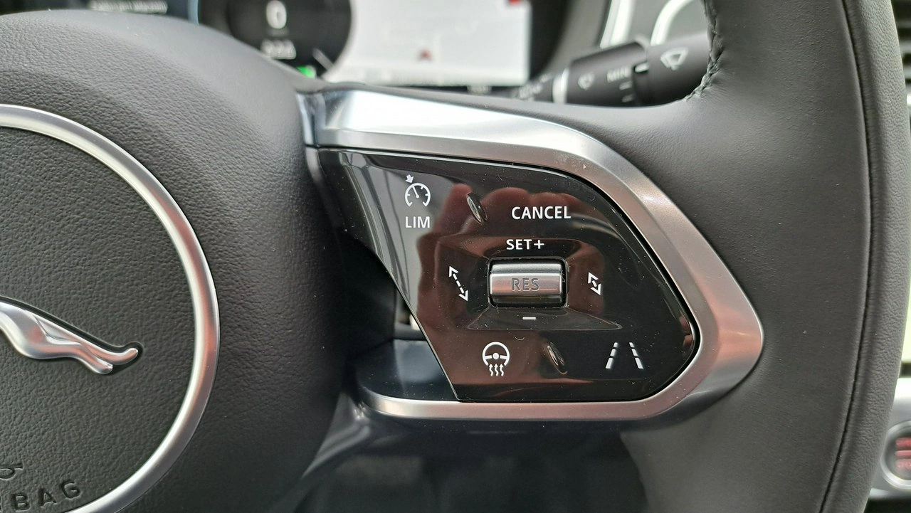 Jaguar I-Pace - Zdjęcie 27