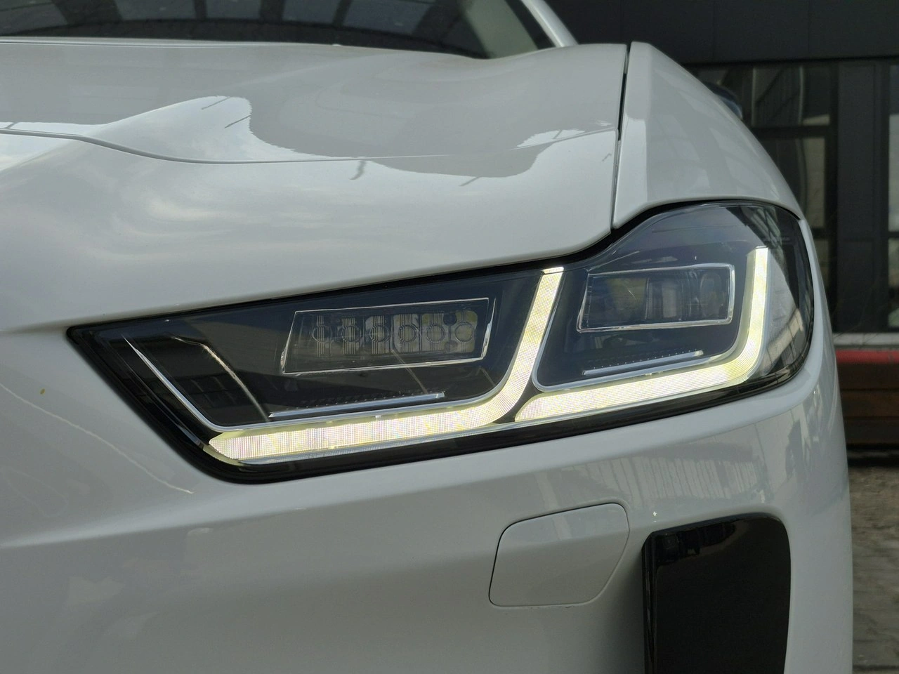 Jaguar I-Pace - Zdjęcie 29