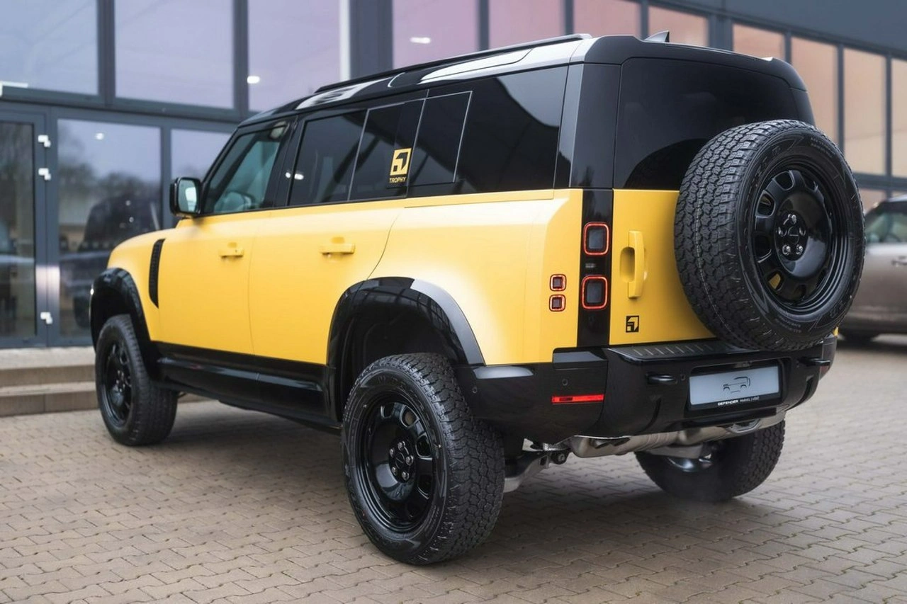 Land Rover Defender - Zdjęcie 9
