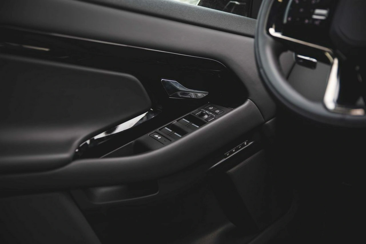 Land Rover Range Rover Evoque - Zdjęcie 11