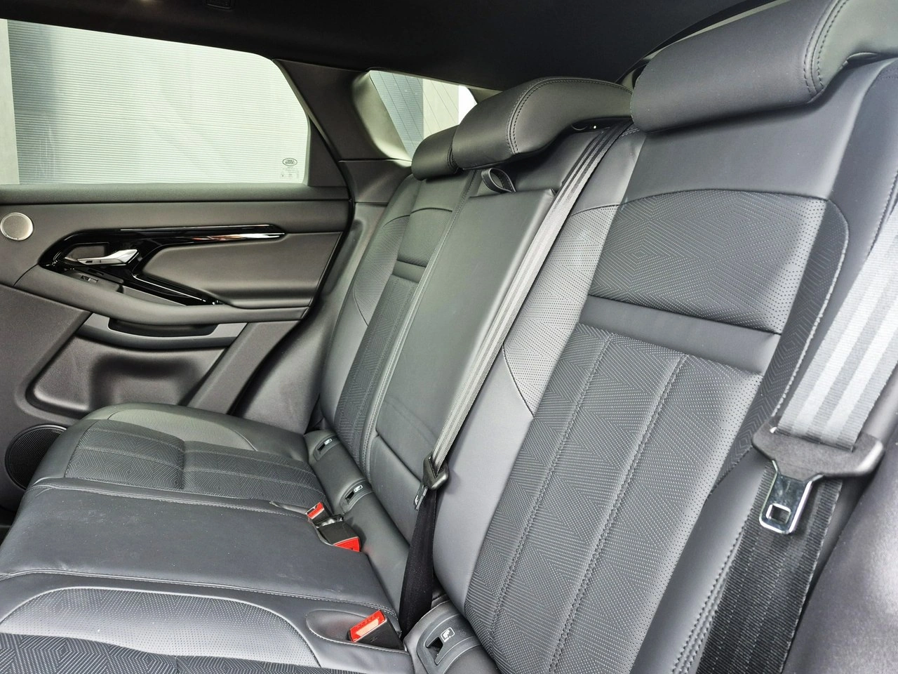 Land Rover Range Rover Evoque - Zdjęcie 23