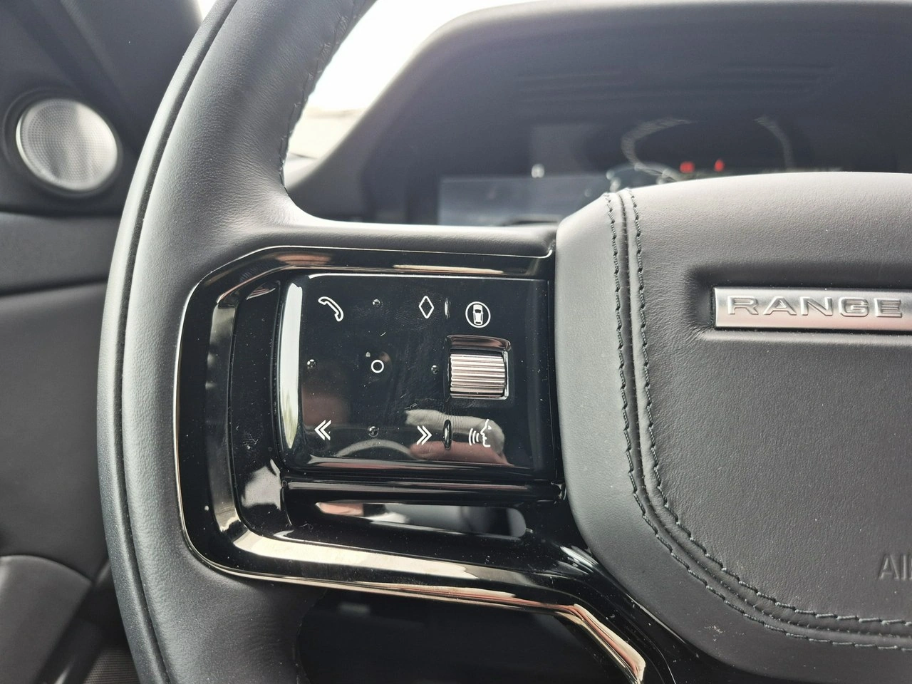 Land Rover Range Rover Evoque - Zdjęcie 28