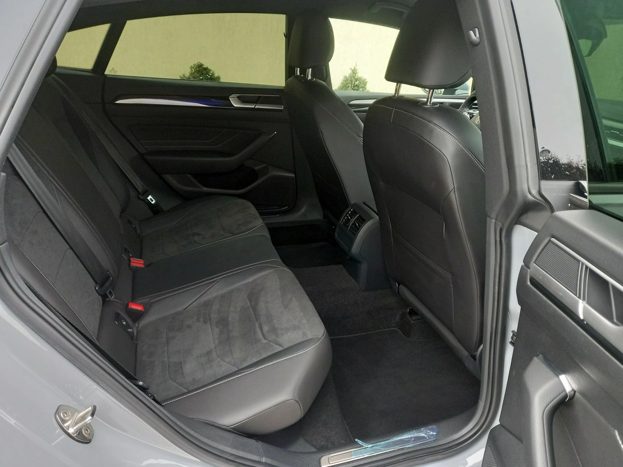 Volkswagen Arteon - Zdjęcie 24