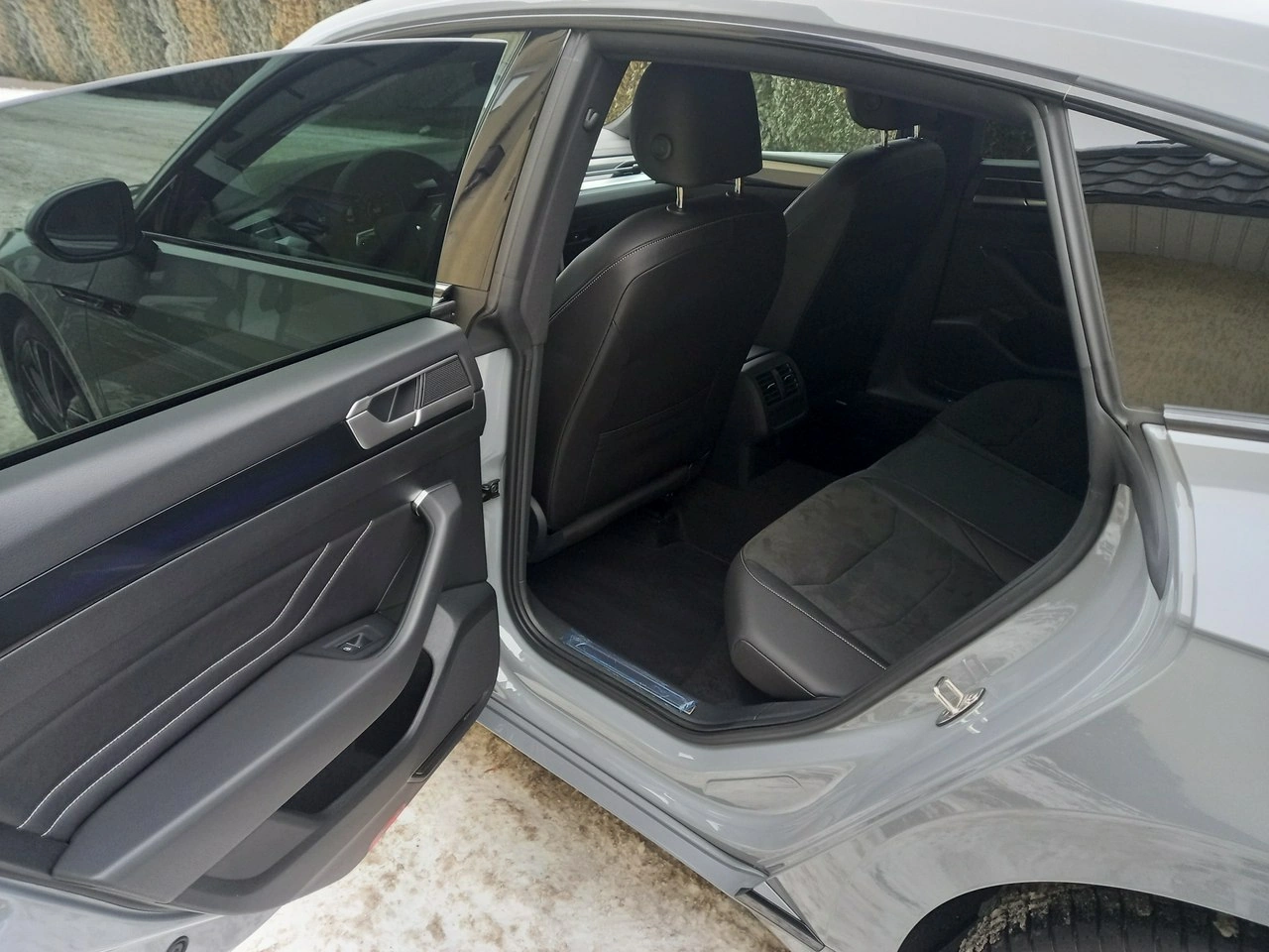 Volkswagen Arteon - Zdjęcie 28