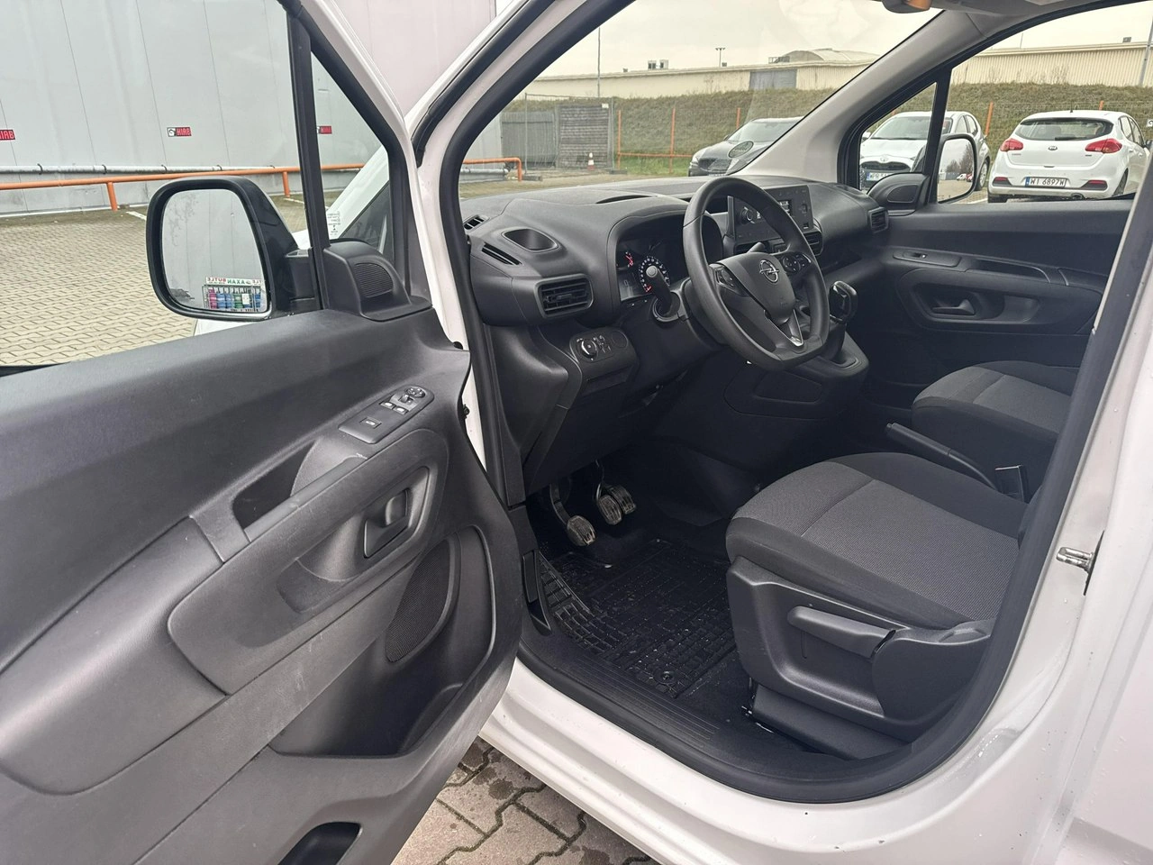 Opel Combo - Zdjęcie 9