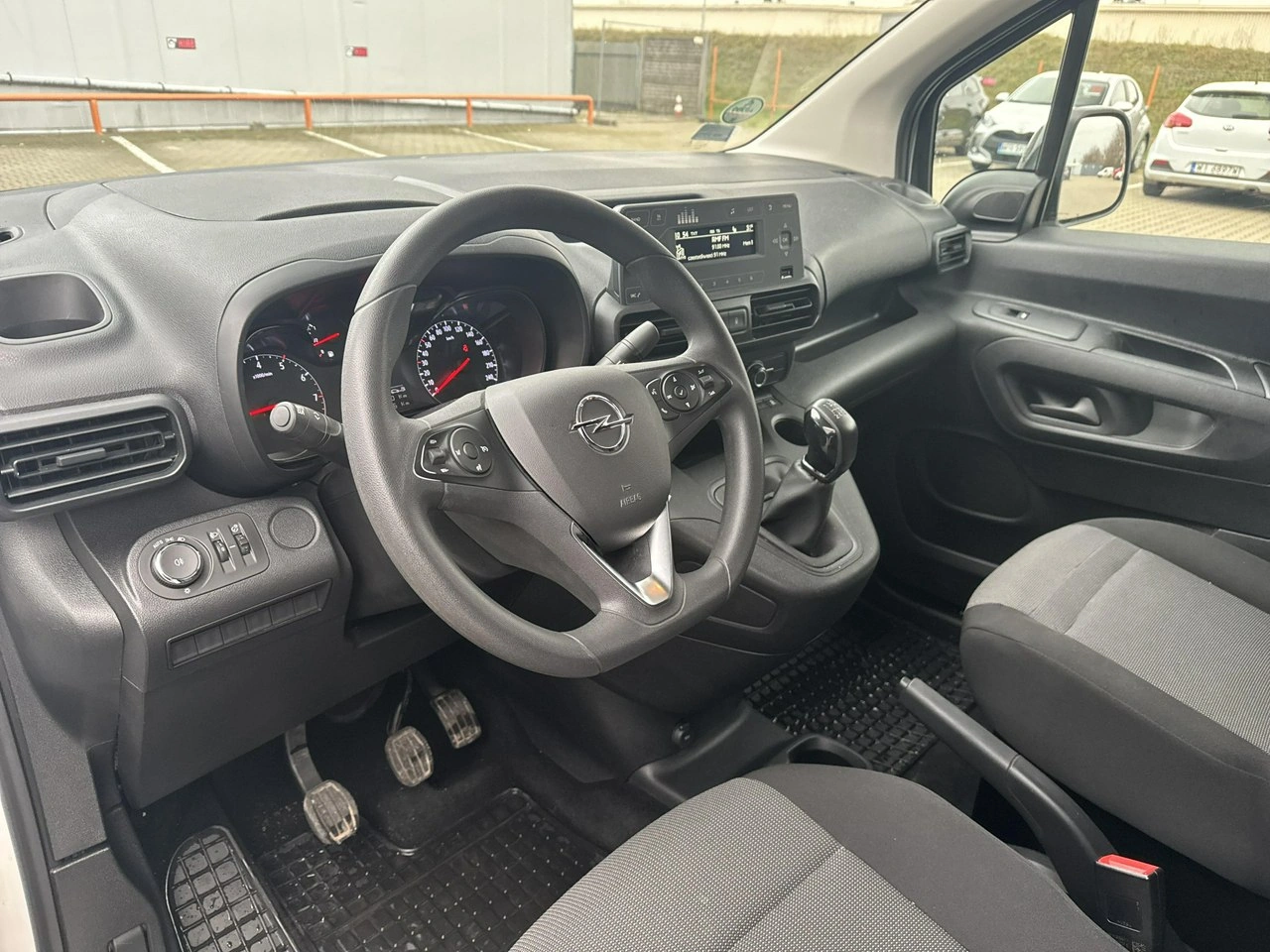 Opel Combo - Zdjęcie 11