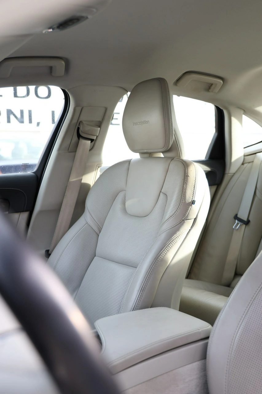 Volvo S90 - Zdjęcie 13