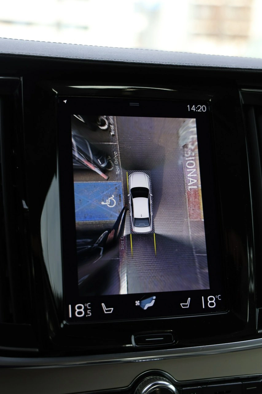 Volvo S90 - Zdjęcie 14