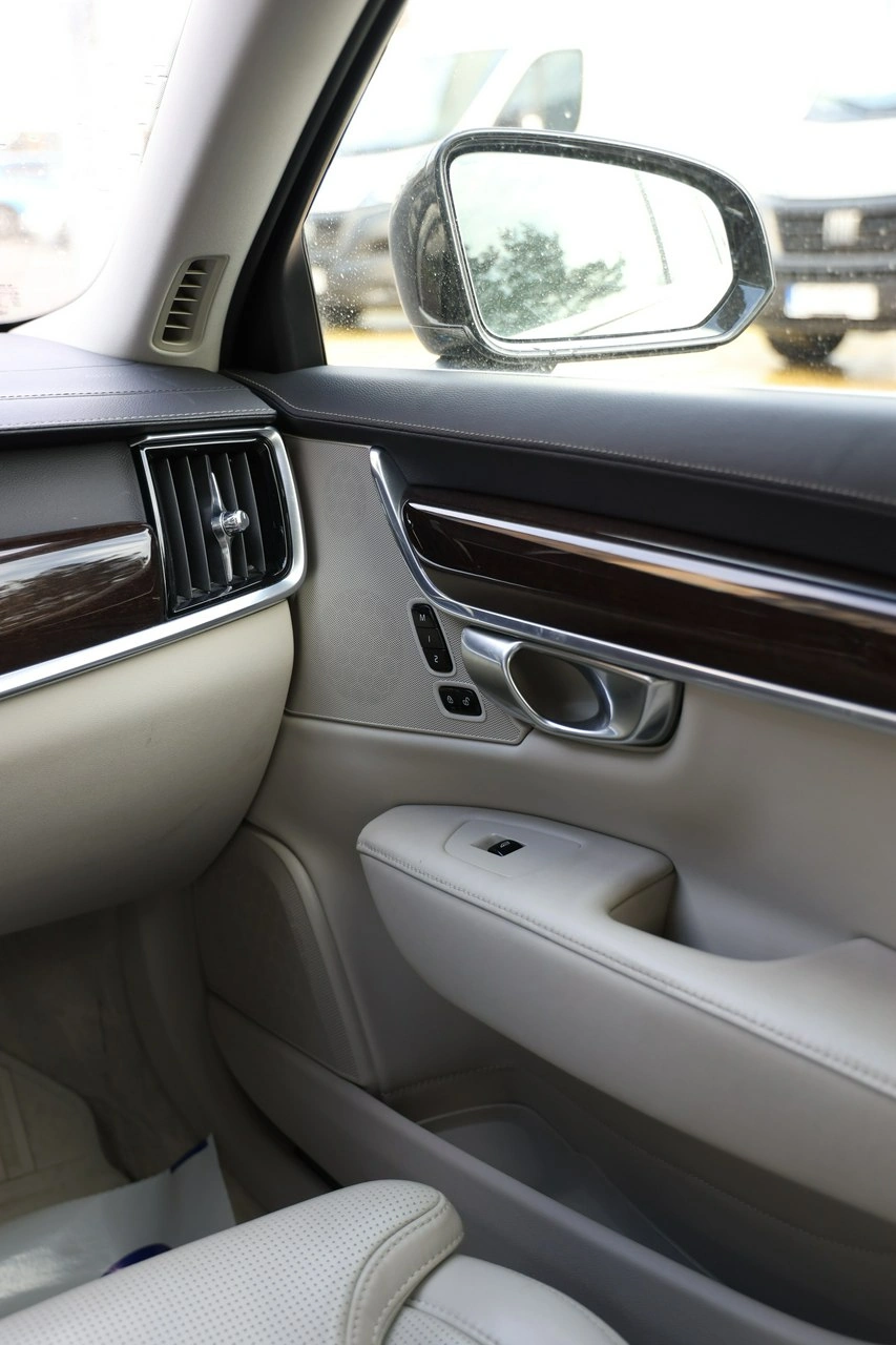 Volvo S90 - Zdjęcie 33