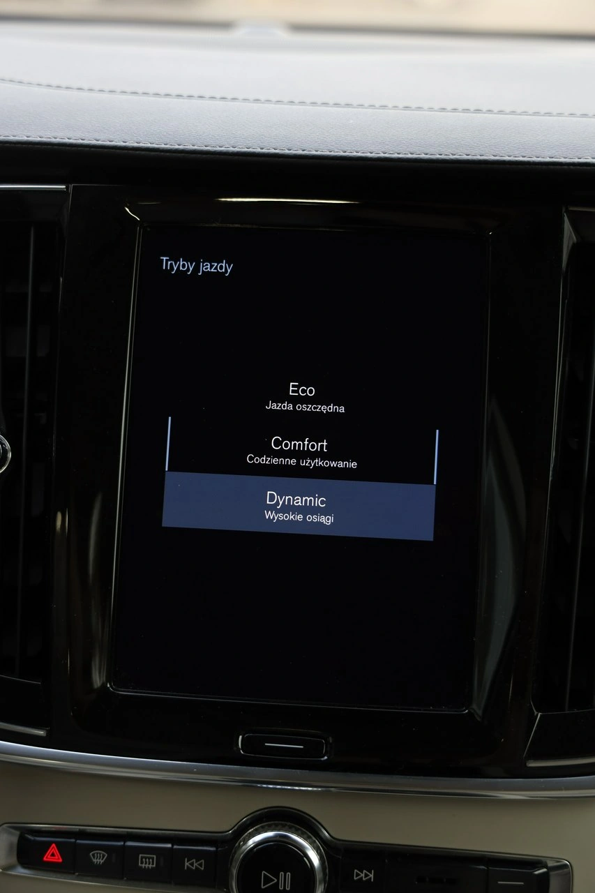 Volvo S90 - Zdjęcie 35