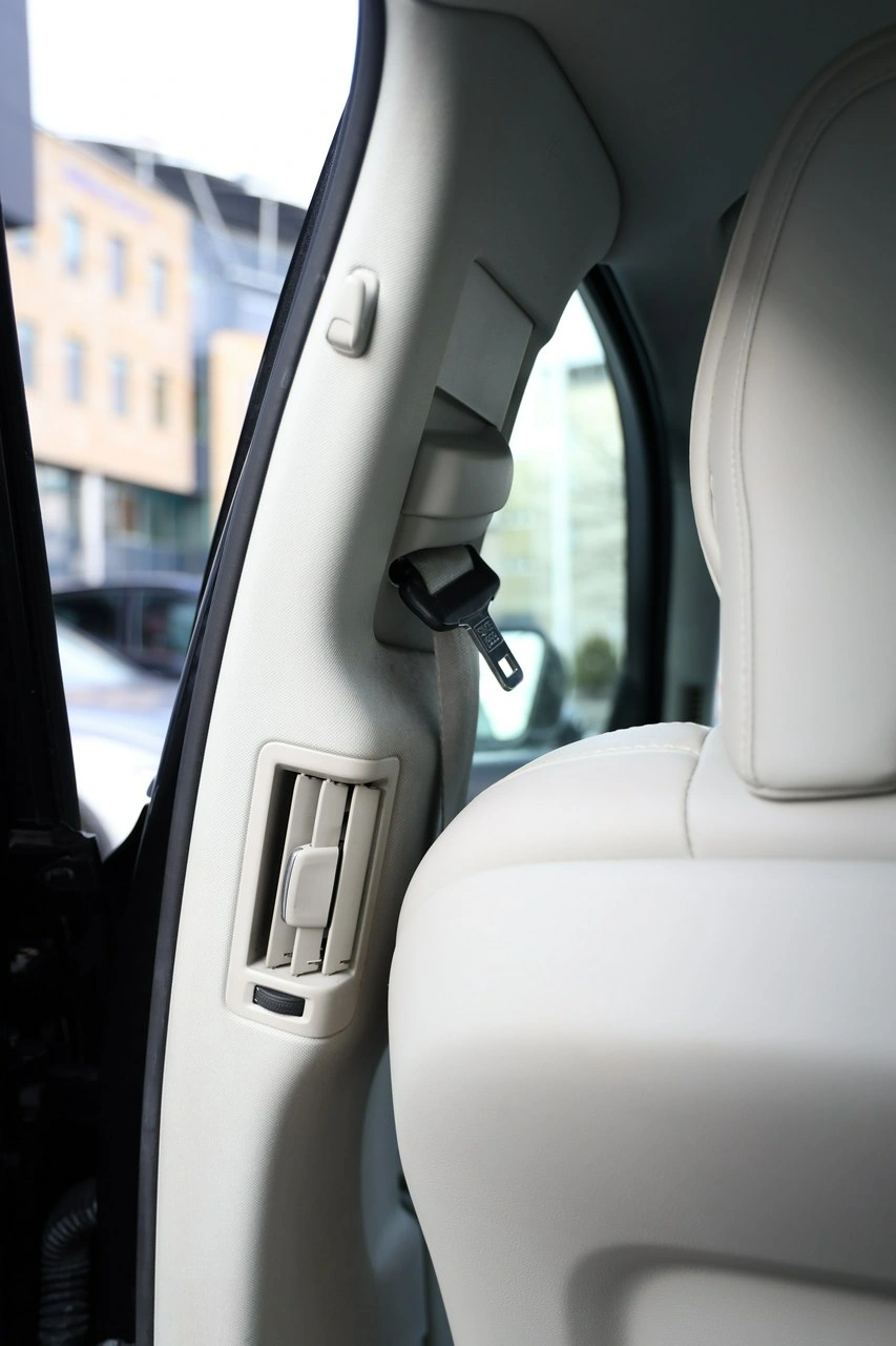 Volvo S90 - Zdjęcie 37