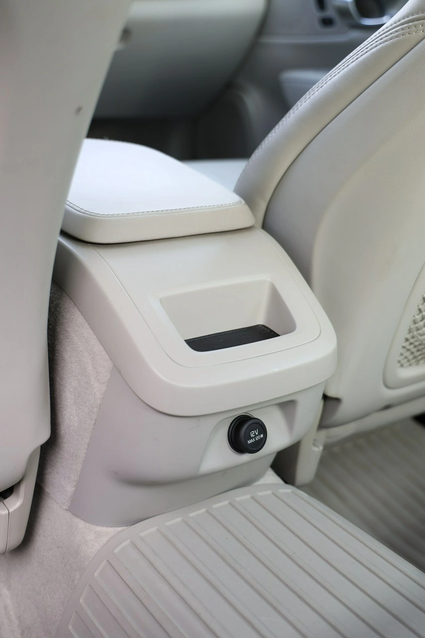 Volvo S90 - Zdjęcie 38