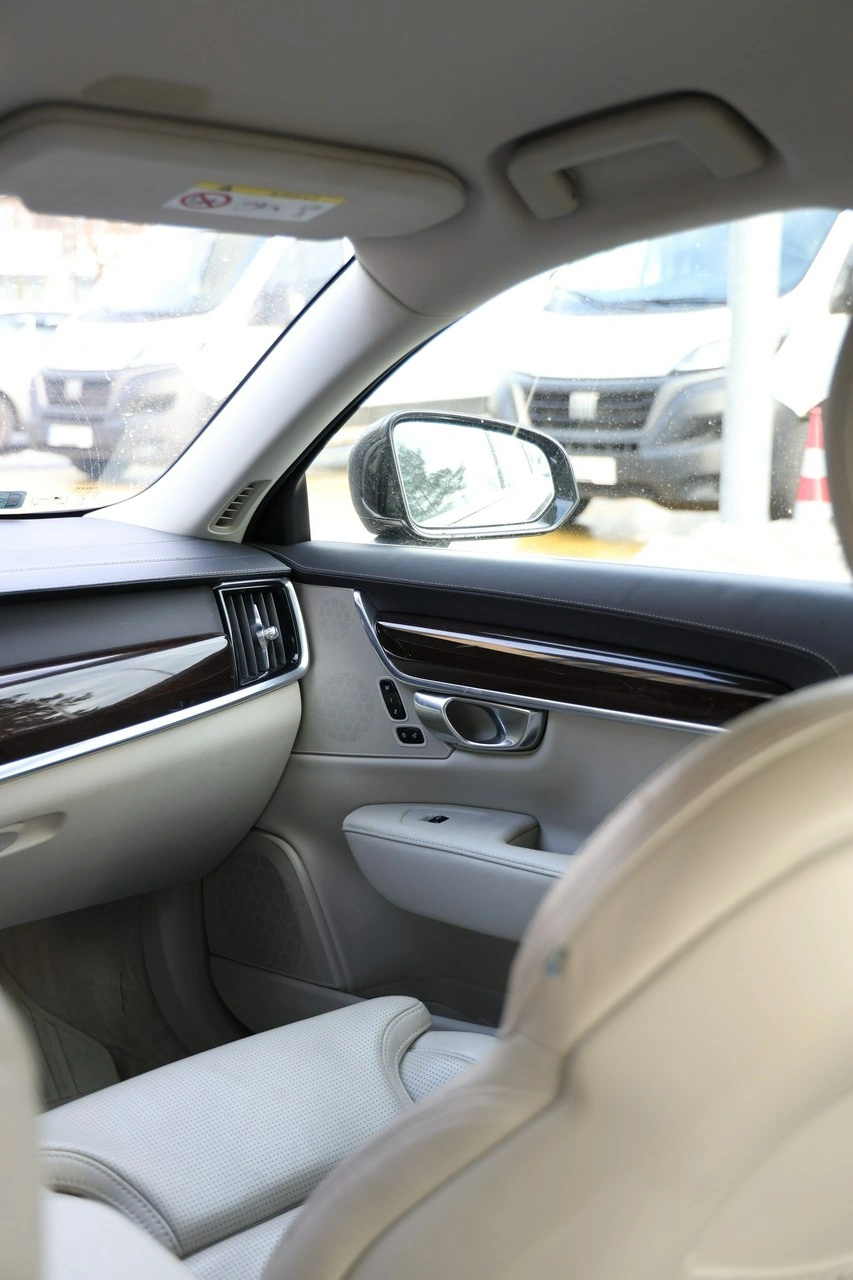 Volvo S90 - Zdjęcie 39