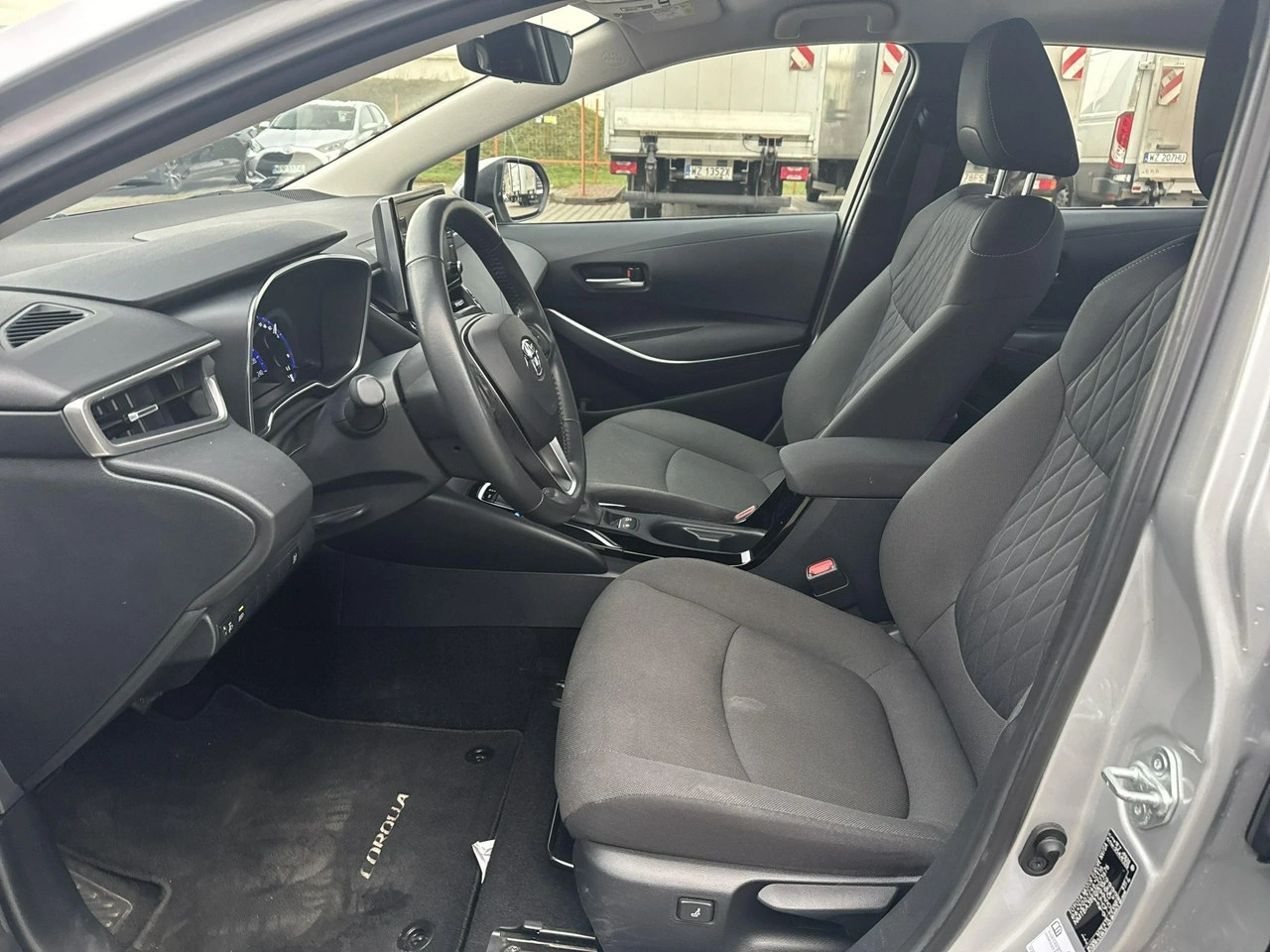 Toyota Corolla - Zdjęcie 10