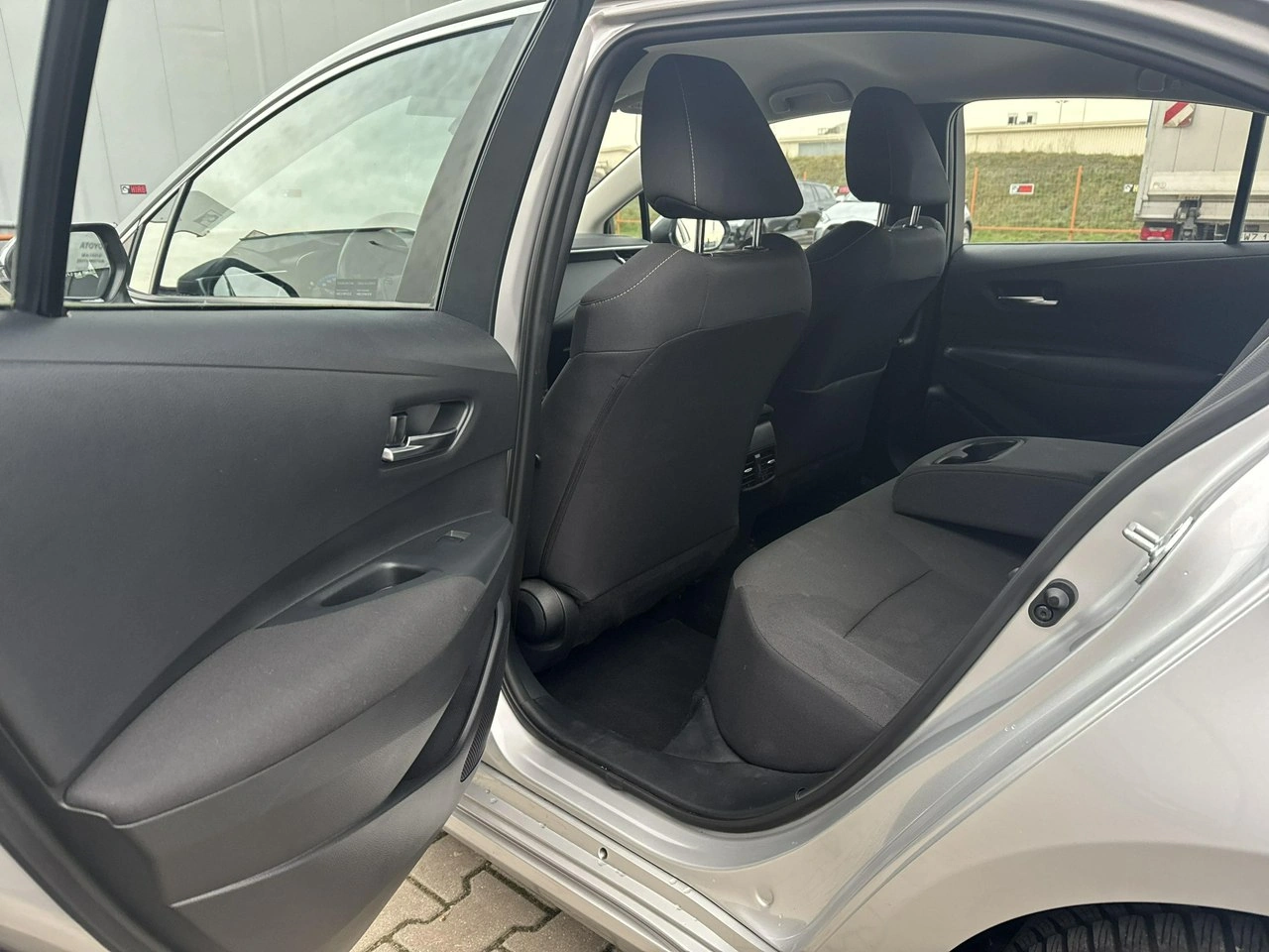 Toyota Corolla - Zdjęcie 13