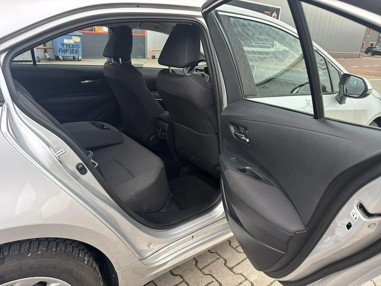 Toyota Corolla - Zdjęcie 16