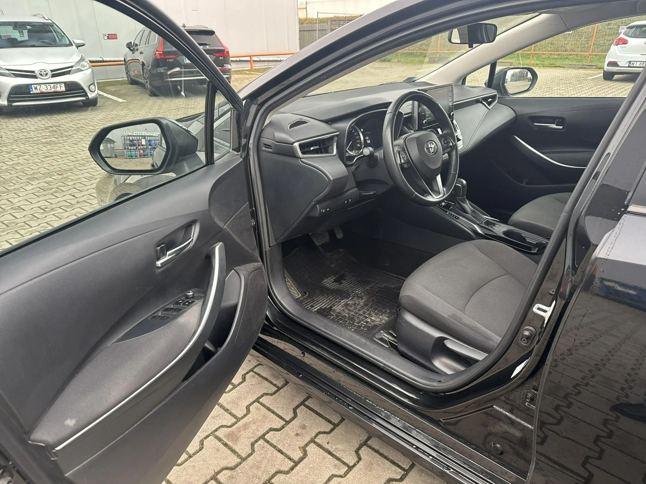 Toyota Corolla - Zdjęcie 9