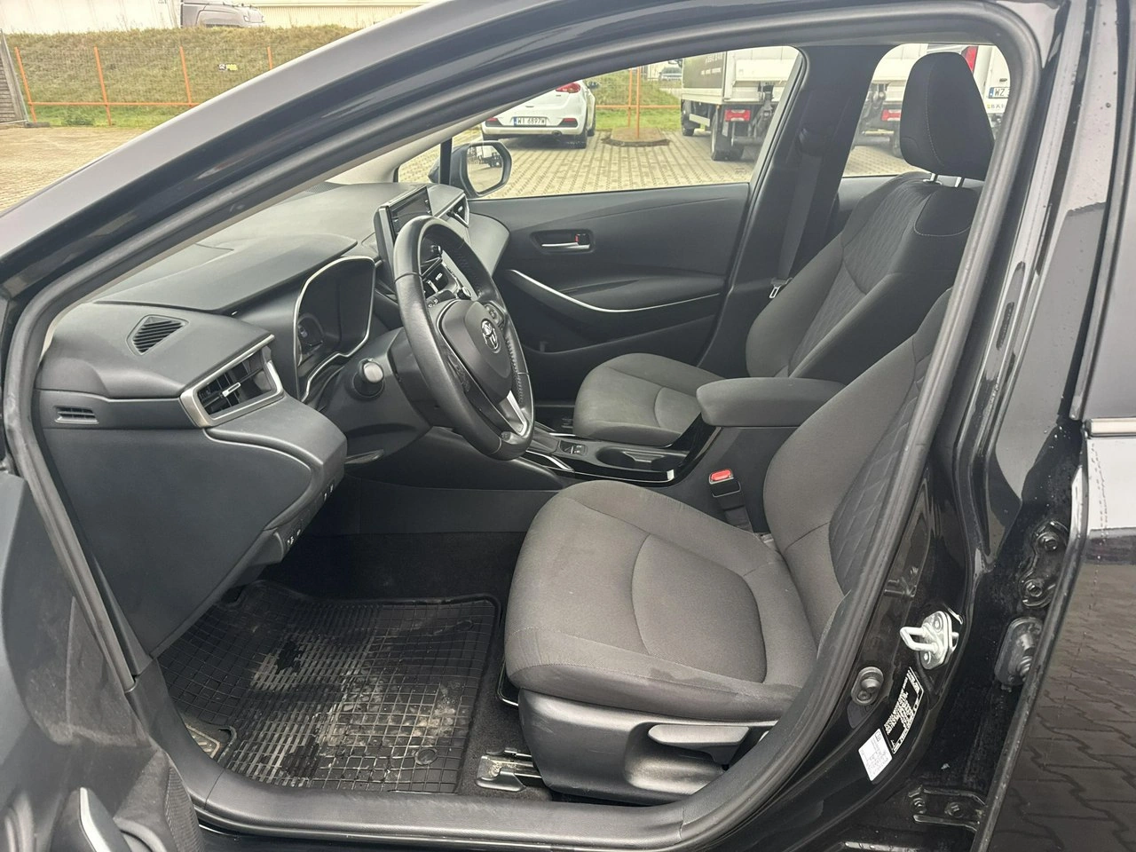 Toyota Corolla - Zdjęcie 10