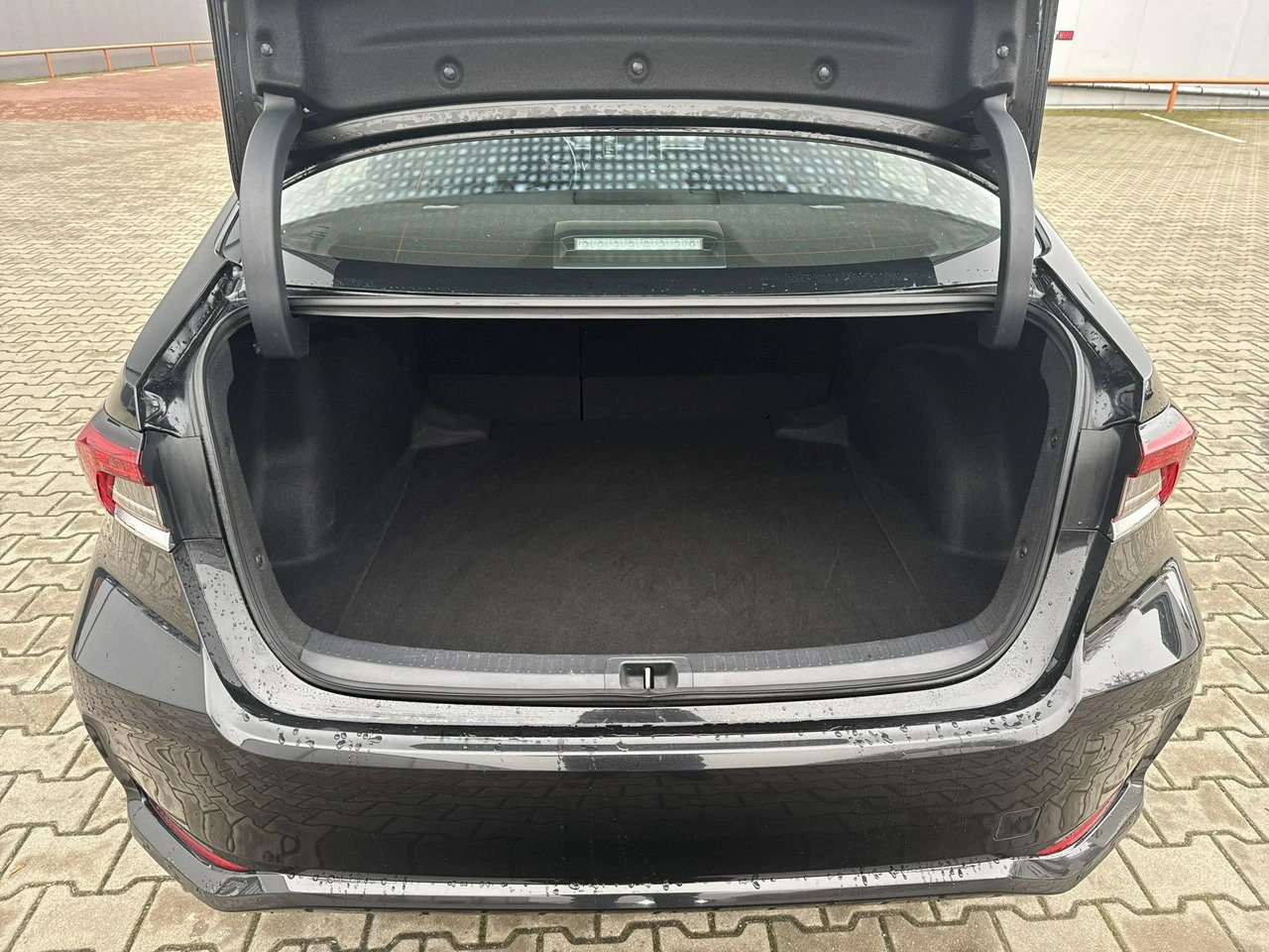 Toyota Corolla - Zdjęcie 15