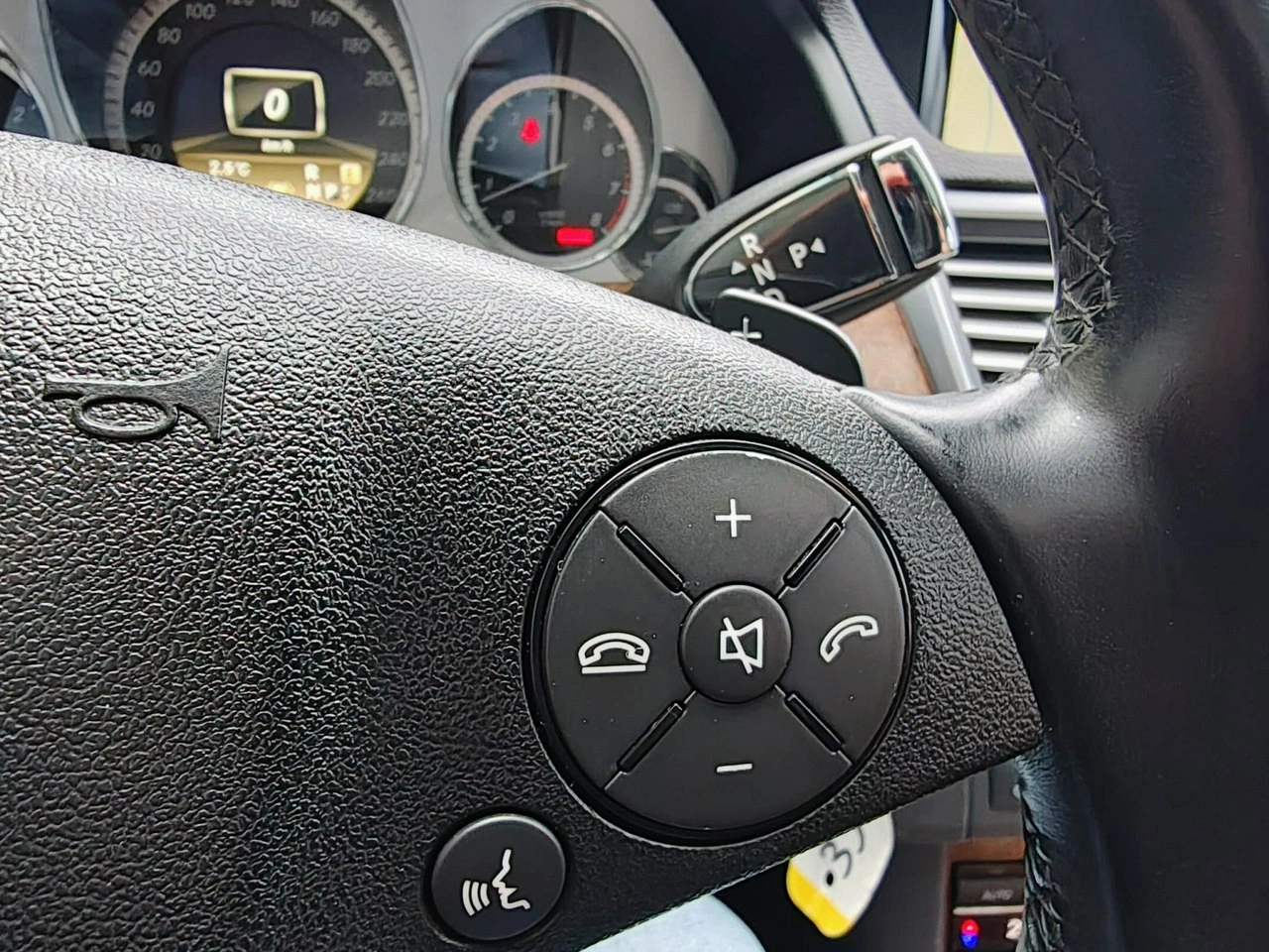 Mercedes E 350 - Zdjęcie 12