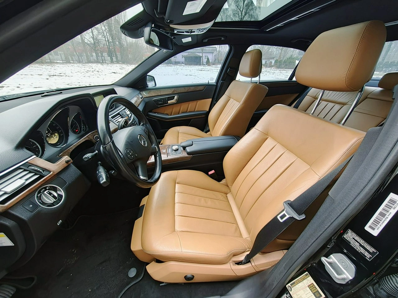 Mercedes E 350 - Zdjęcie 14