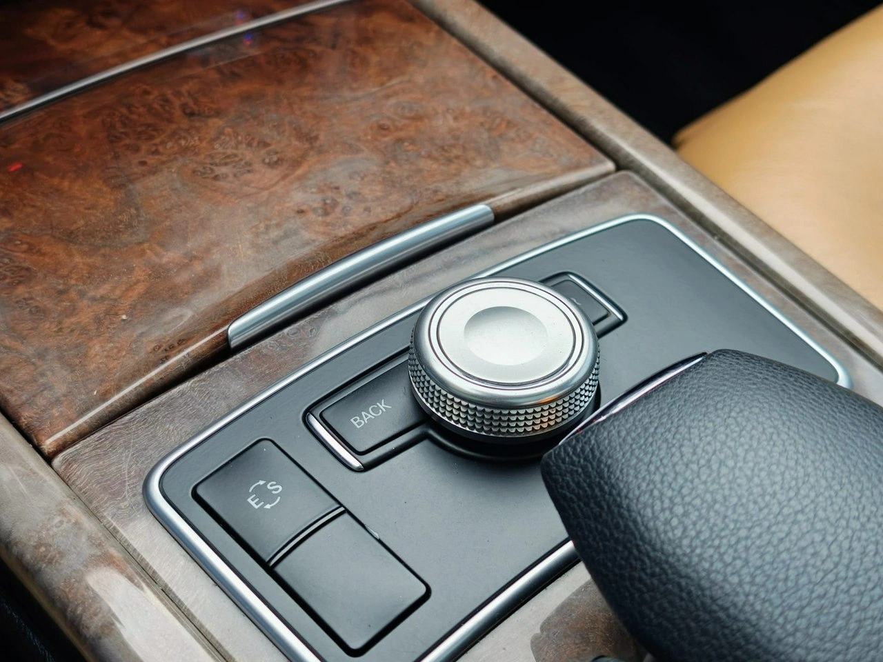 Mercedes E 350 - Zdjęcie 19