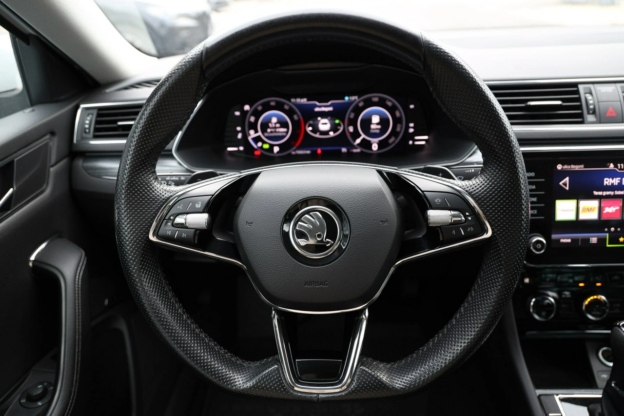 Skoda Superb - Zdjęcie 18
