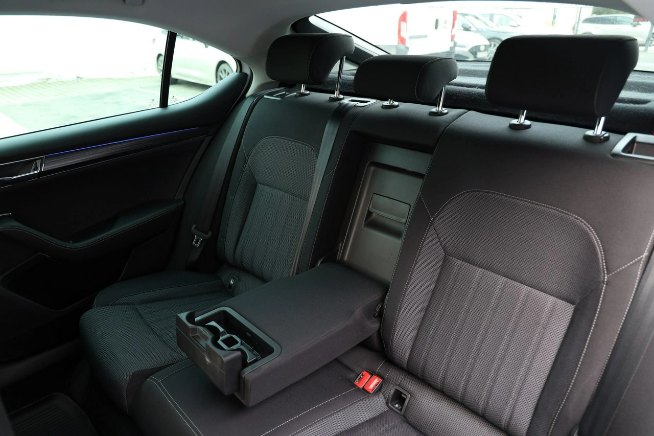 Skoda Superb - Zdjęcie 36