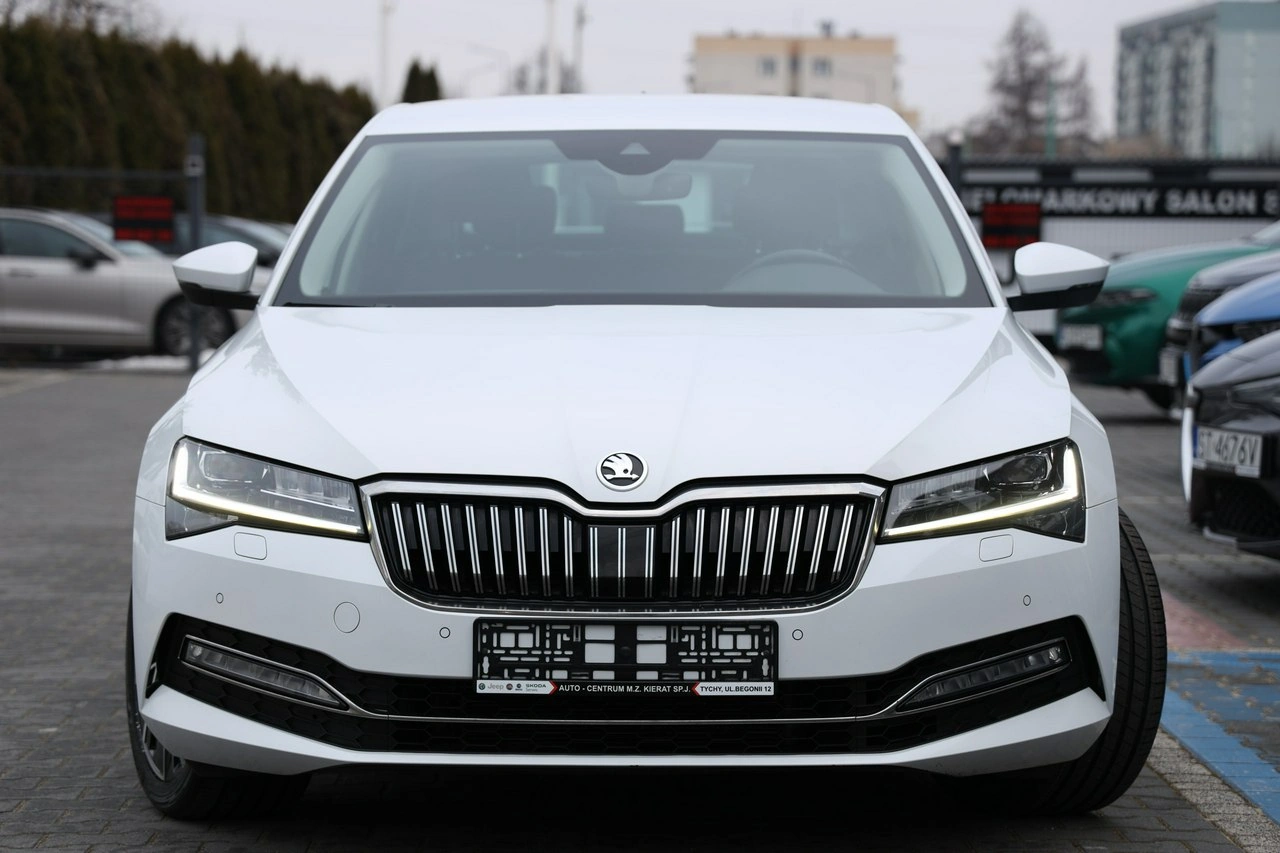Skoda Superb - Zdjęcie 2