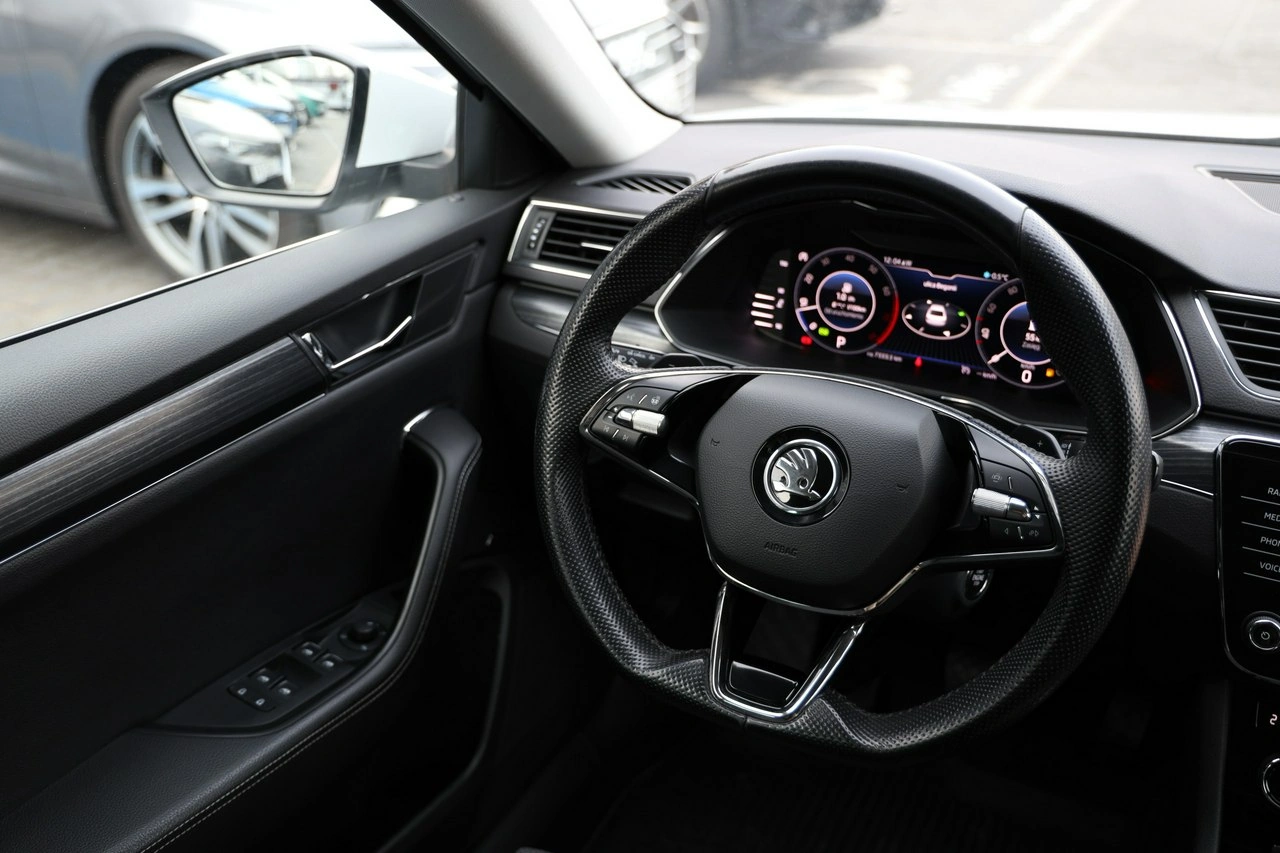 Skoda Superb - Zdjęcie 41