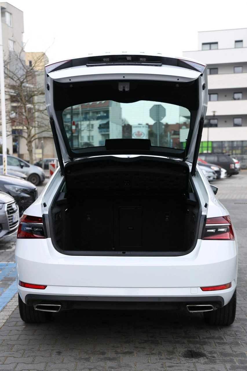 Skoda Superb - Zdjęcie 42