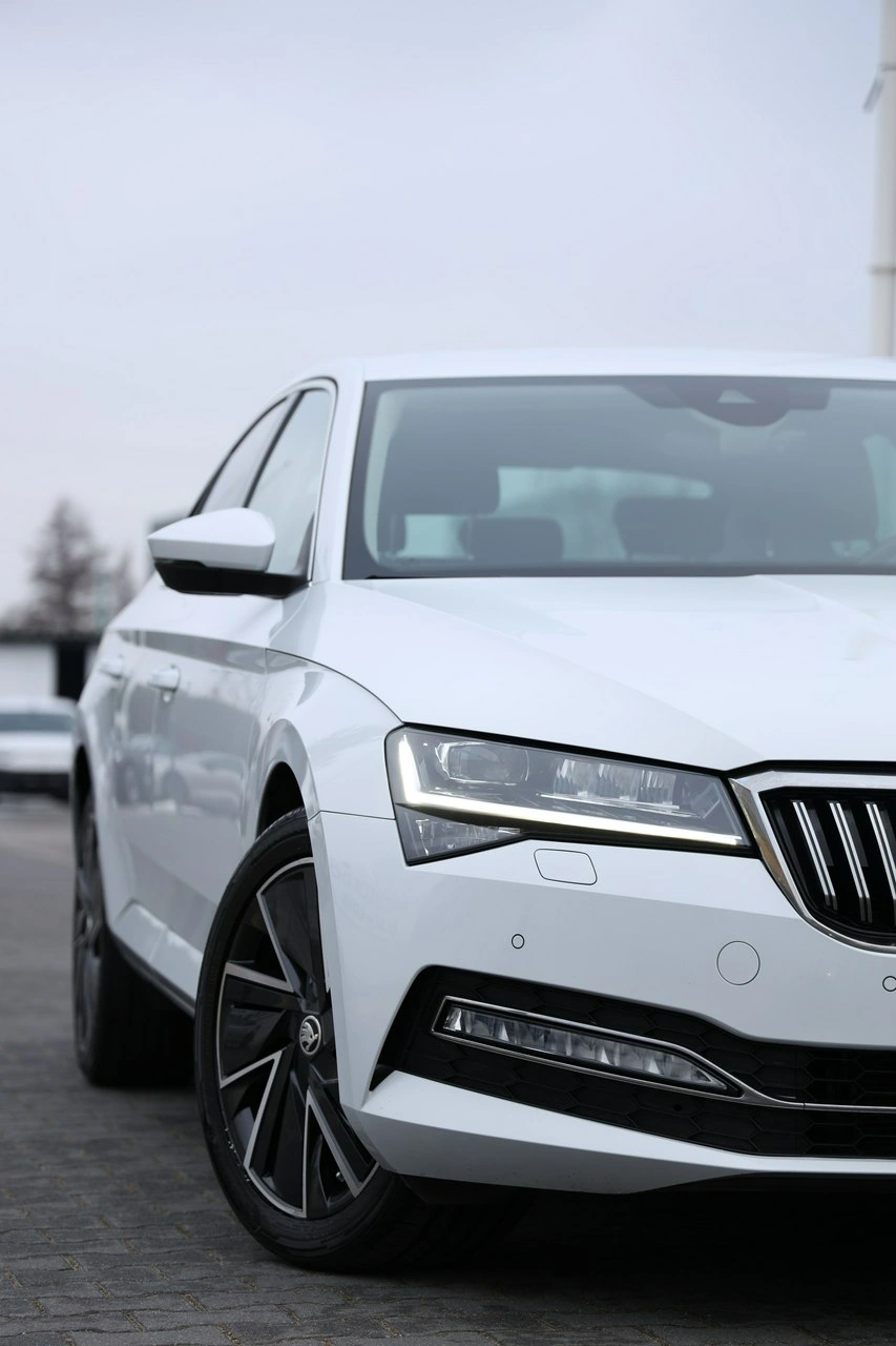Skoda Superb - Zdjęcie 3